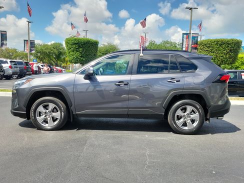 Used 2025 Toyota RAV4 XLE w/ Convenience Package FWD image 7