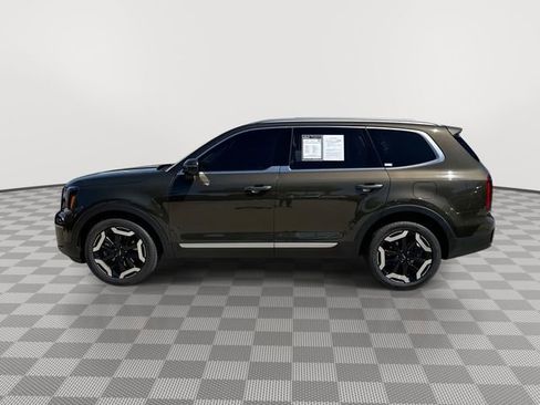 Certified 2025 Kia Telluride S FWD image 5