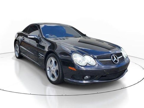 Used 2005 Mercedes-Benz SL 600 image 2