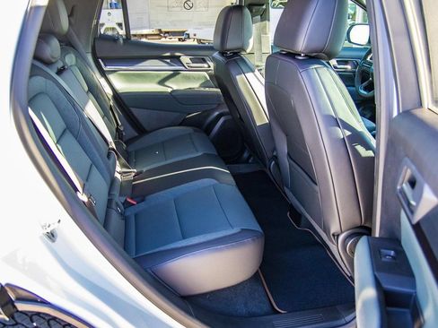 New 2026 GMC Terrain AT4 AWD/4WD image 18