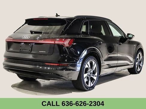 Used 2021 Audi e-tron Premium w/ Convenience Plus Package image 6