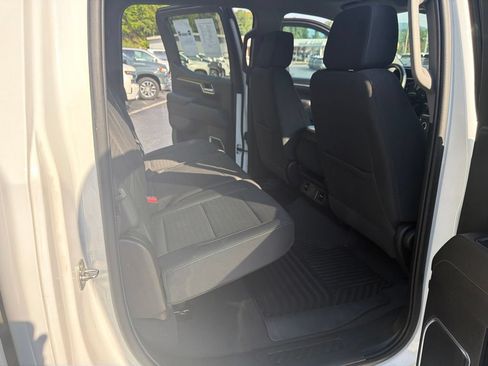 Certified 2024 Chevrolet Silverado 1500 LT AWD/4WD image 15