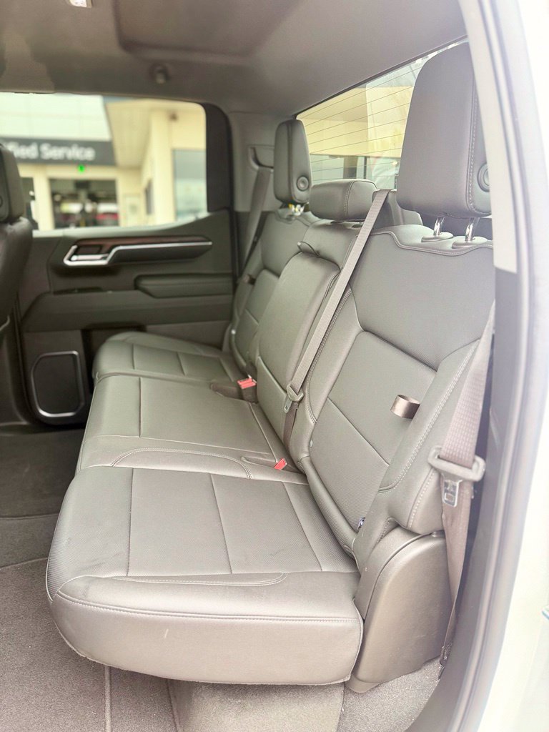 Used 2023 GMC Sierra 1500 SLT AWD/4WD image 15