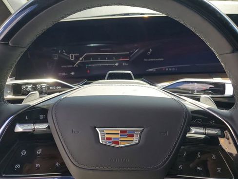 New 2026 Cadillac Escalade ESV Platinum Sport w/ LPO, ONYX Package AWD/4WD image 12