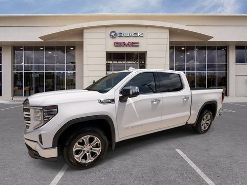 Certified 2025 GMC Sierra 1500 SLT RWD image 7