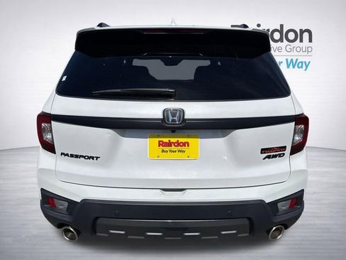 Used 2023 Honda Passport TrailSport image 6