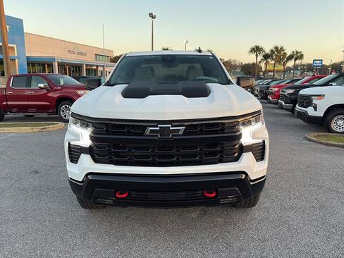 New 2026 Chevrolet Silverado 1500 LT Trail Boss w/ LPO, Dark Essentials Package AWD/4WD image 2