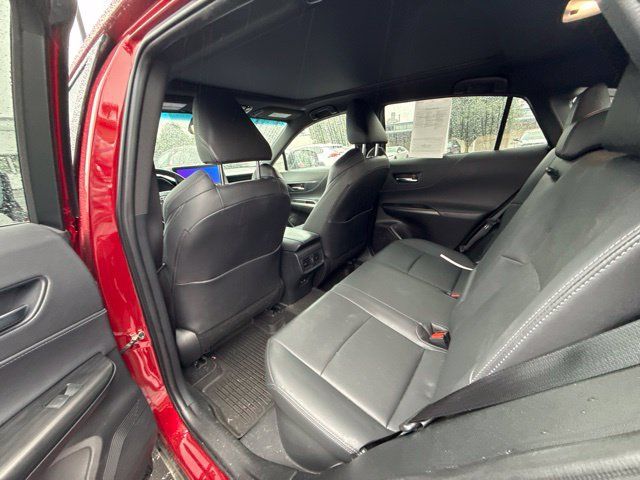 Used 2024 Toyota Venza Nightshade AWD/4WD image 12
