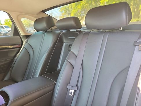 Used 2021 Genesis G80 2.5T image 18