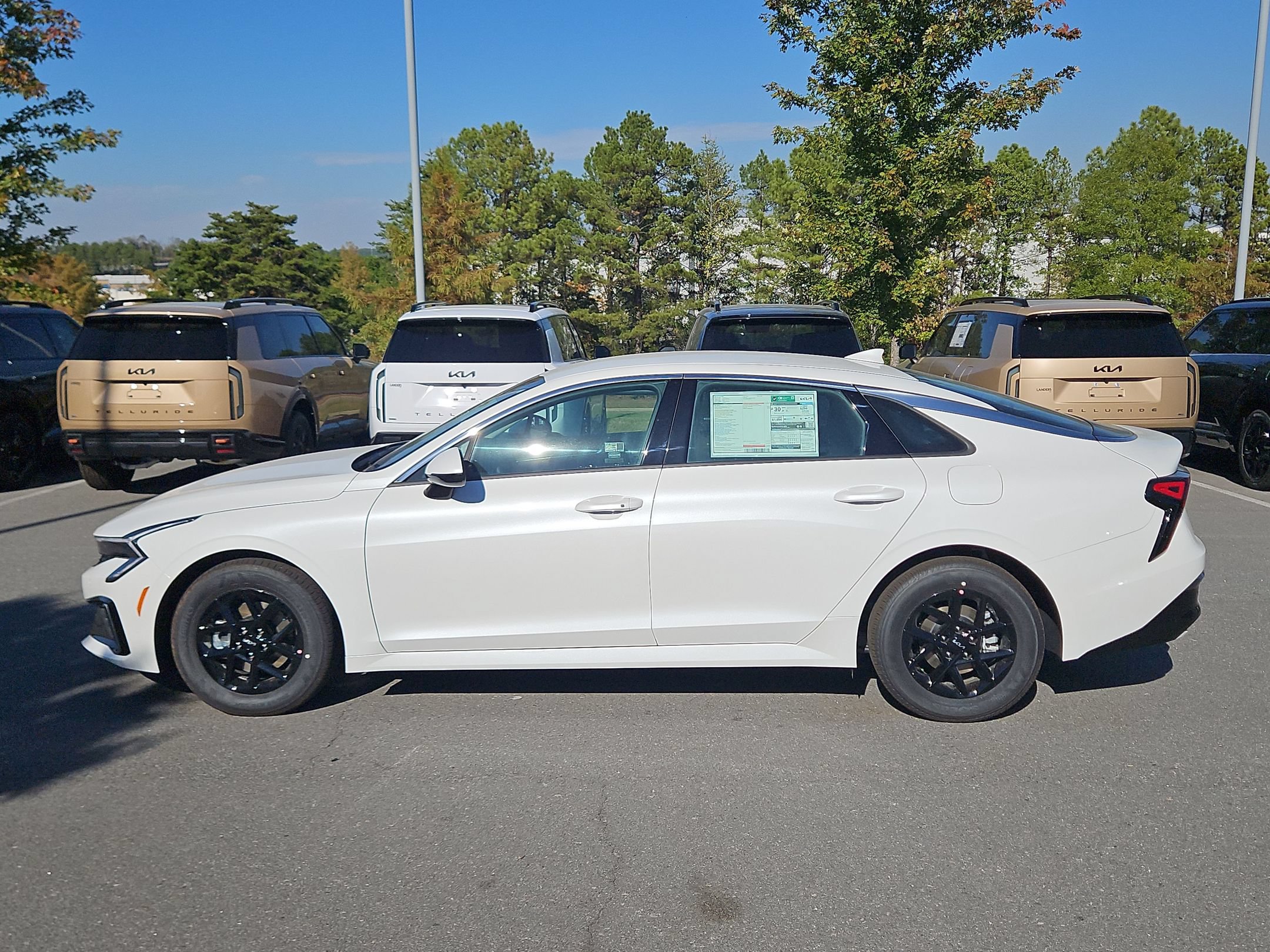 New 2026 Kia K5 LXS FWD image 4