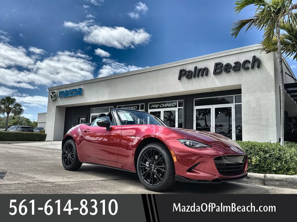 New 2026 MAZDA MX-5 Miata Club w/ Interior Package RWD image 1