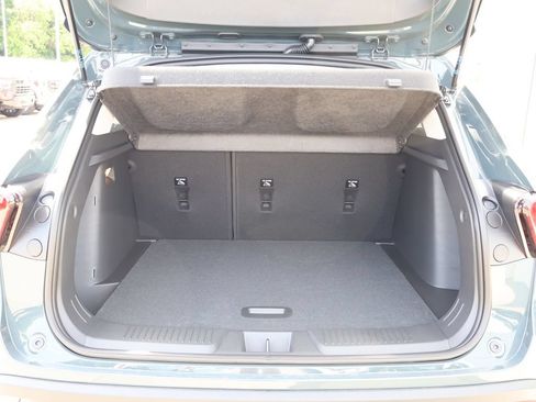 New 2026 Chevrolet Trax LT w/ LT Convenience Package FWD image 27