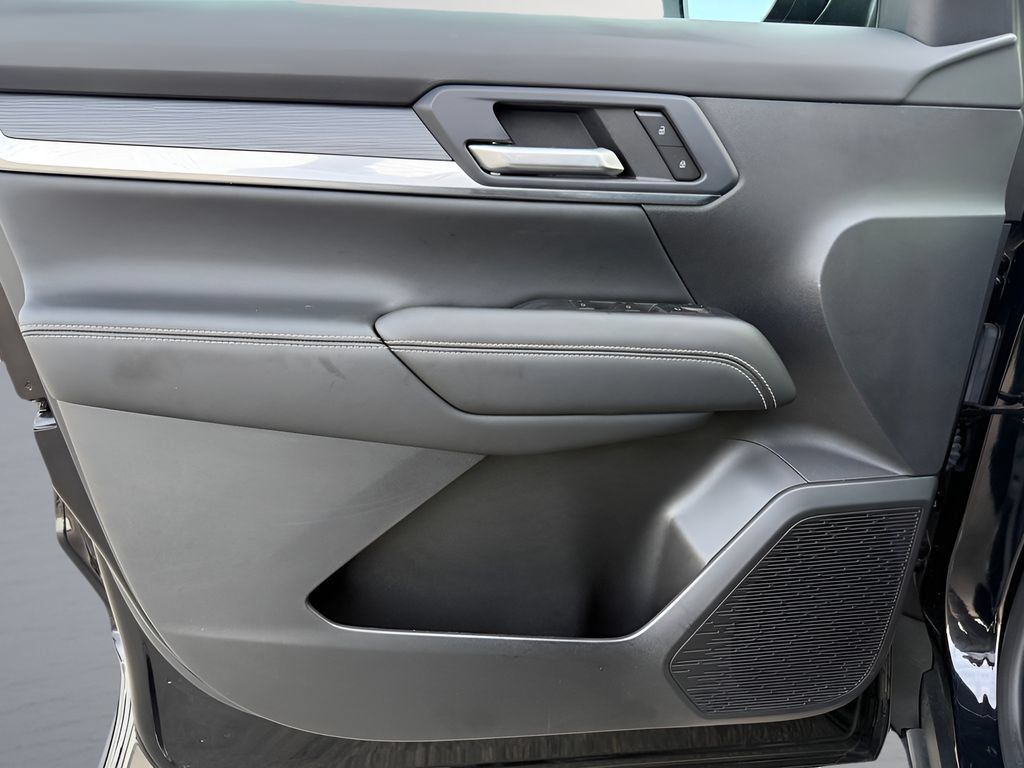 Used 2026 GMC Terrain Elevation FWD image 9