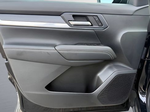 Used 2026 GMC Terrain Elevation FWD image 9