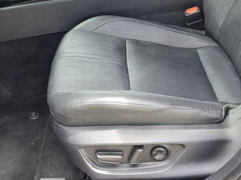 Used 2025 Toyota Camry XSE FWD image 23