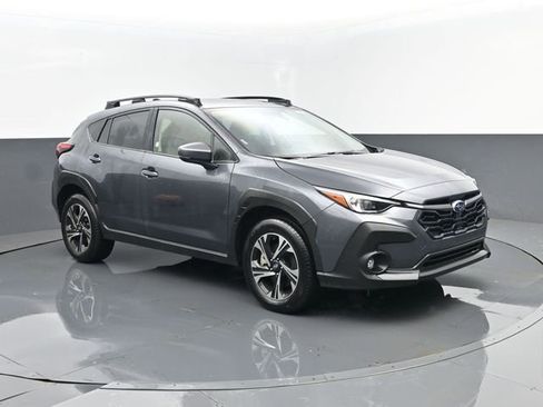 Used 2025 Subaru Crosstrek 2.0i Premium AWD/4WD image 3