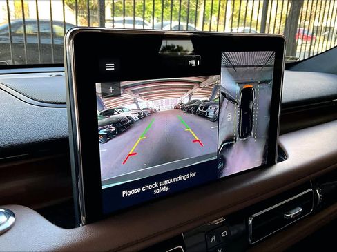 Used 2023 Lincoln Aviator Reserve w/ Equipment Group 201A image 26