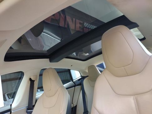 Used 2014 Tesla Model S 85 image 13