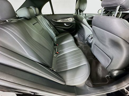 Used 2023 Mercedes-Benz E 350 4MATIC Sedan image 30