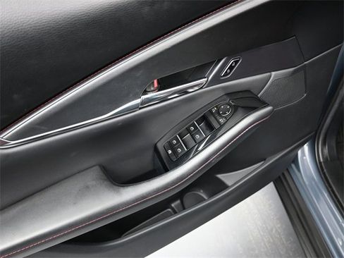 Certified 2023 MAZDA CX-30 AWD 2.5 S w/ Preferred Package image 17