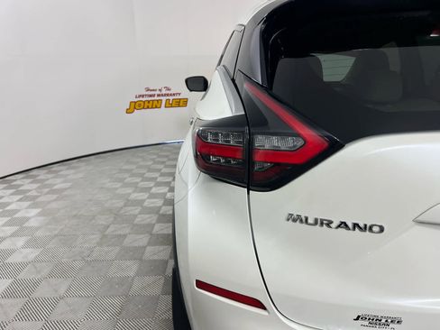 Used 2021 Nissan Murano SL w/ SL Moonroof Package FWD image 12