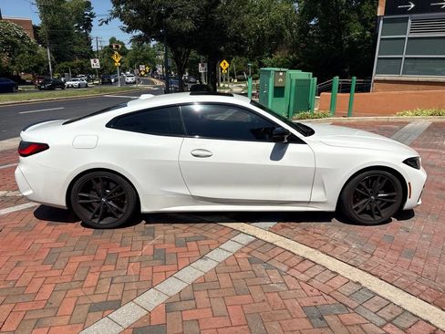 Used 2024 BMW 430i Coupe w/ M Sport Package RWD image 2