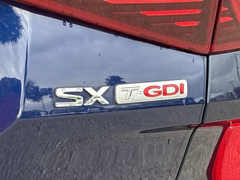 Used 2021 Kia Seltos SX AWD/4WD image 9