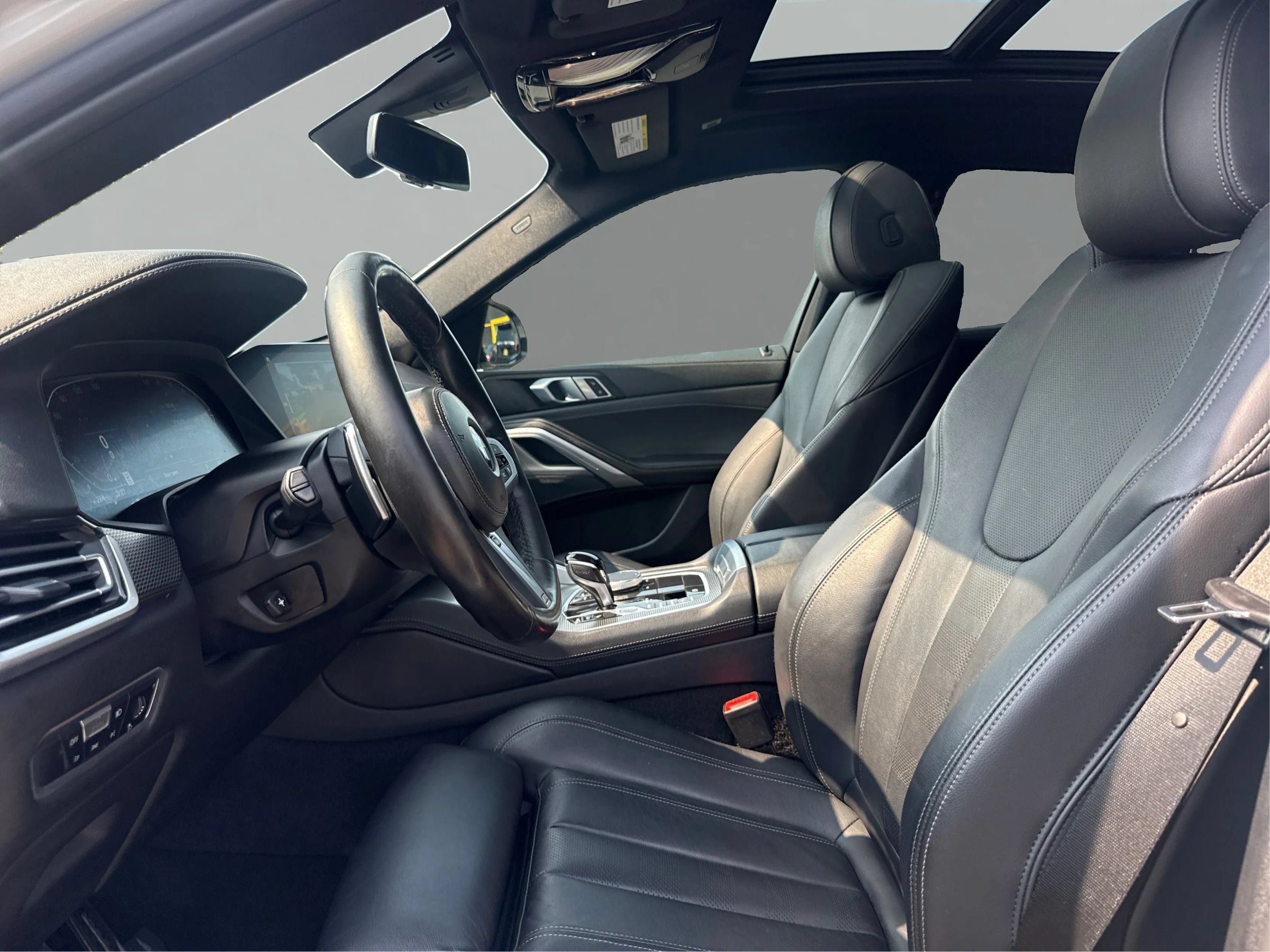 Used 2022 BMW X6 xDrive40i AWD/4WD image 9