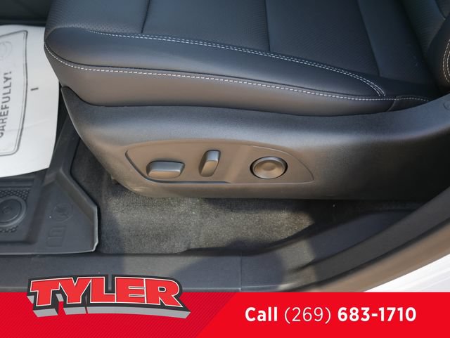 New 2027 Chevrolet Traverse LT w/ Driver Confidence Package AWD/4WD image 23