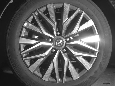 Used 2025 Nissan Altima 2.5 SV image 12