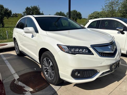 Used 2017 Acura RDX FWD w/ Advance Package image 3