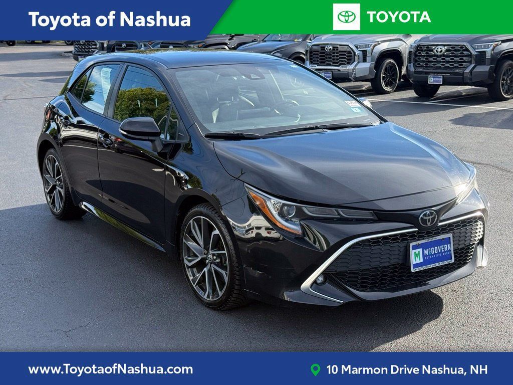 Used 2019 Toyota Corolla XSE FWD image 1
