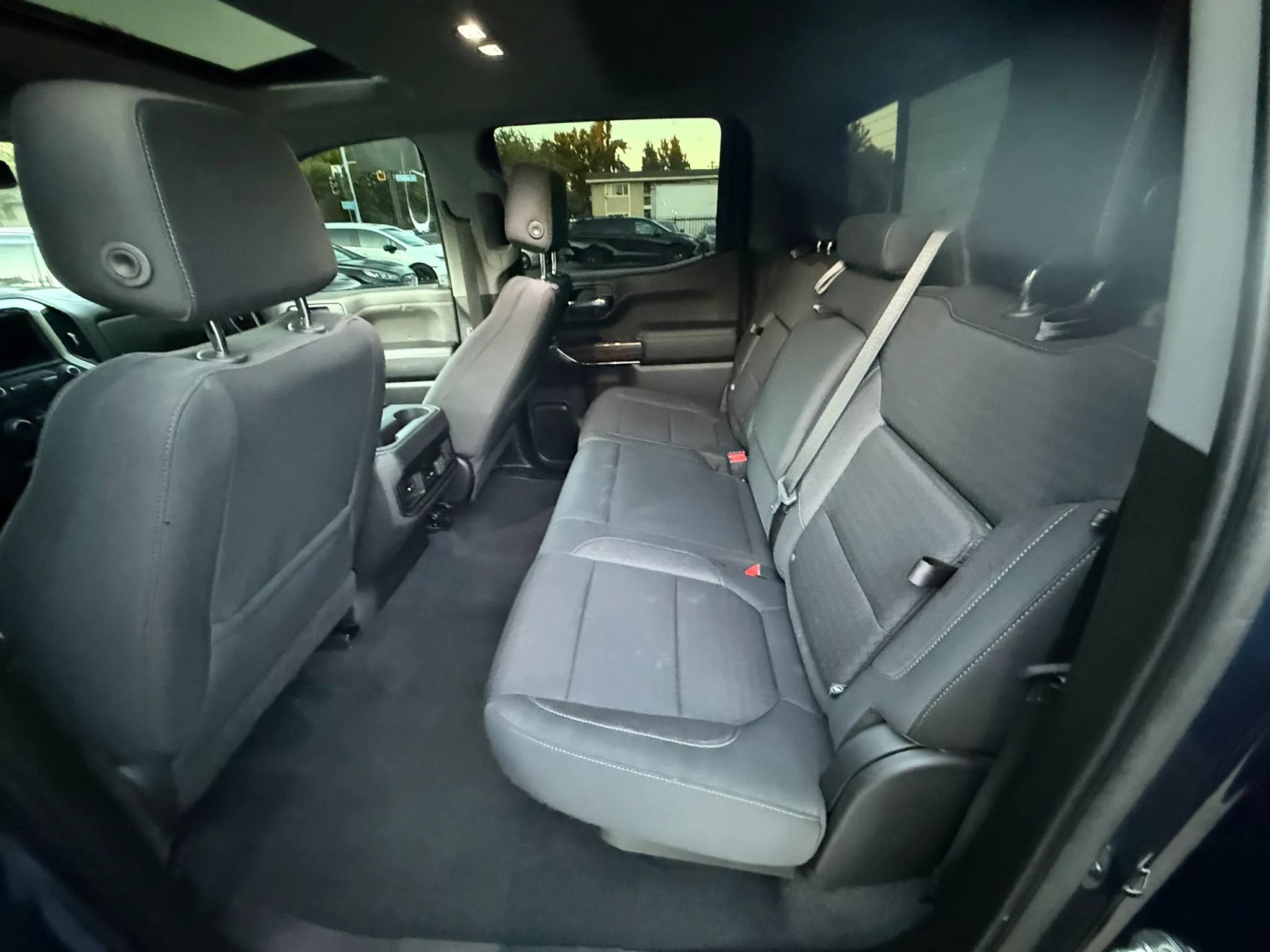 Used 2020 Chevrolet Silverado 1500 LT Trail Boss AWD/4WD image 17