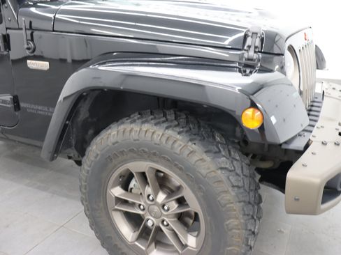 Used 2016 Jeep Wrangler Unlimited Sahara AWD/4WD image 21
