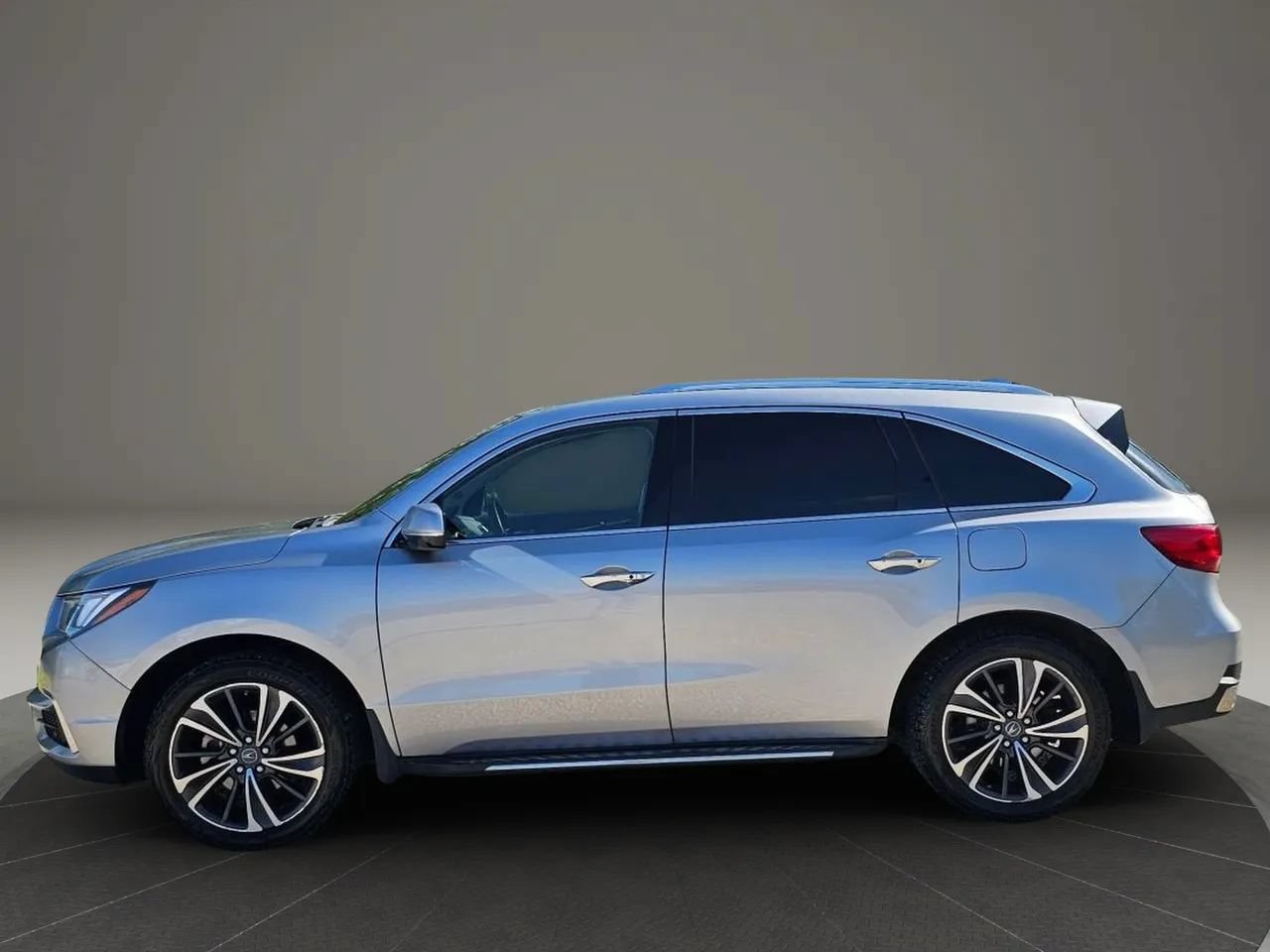 Used 2020 Acura MDX w/ Technology Package AWD/4WD image 3