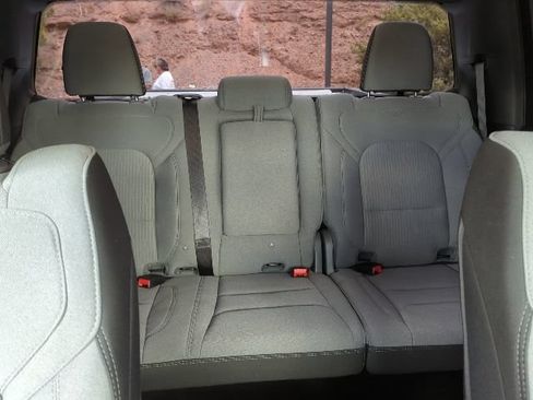 Used 2022 RAM 1500 Big Horn RWD image 21