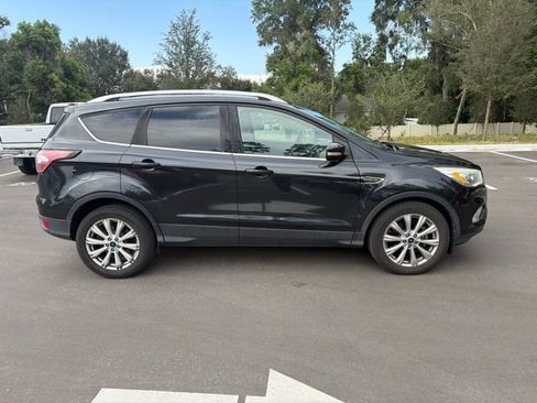 Used 2017 Ford Escape Titanium FWD image 7