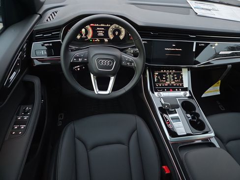 New 2026 Audi Q8 Premium Plus image 7