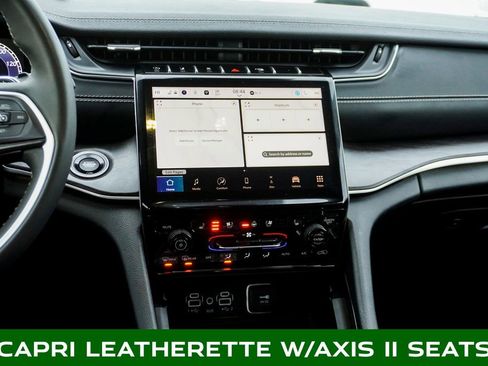 Used 2023 Jeep Grand Cherokee Limited w/ Luxury Tech Group II image 13