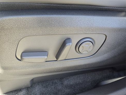 New 2026 Kia Carnival LXS image 22