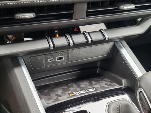 New 2026 Chevrolet Colorado LT w/ LT Convenience Package image 25