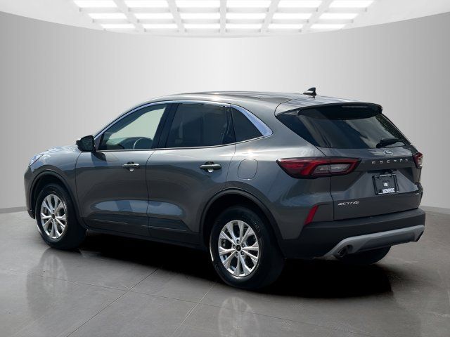 Used 2024 Ford Escape Active AWD/4WD image 5