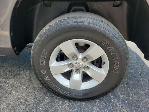 Used 2022 RAM 1500 Classic SLT w/ Electronics Group AWD/4WD image 21