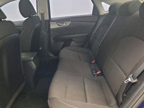 Used 2019 Kia Forte LXS image 18