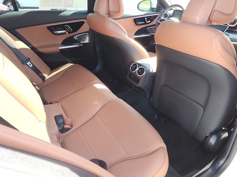 Used 2023 Mercedes-Benz C 300 4MATIC Sedan image 23