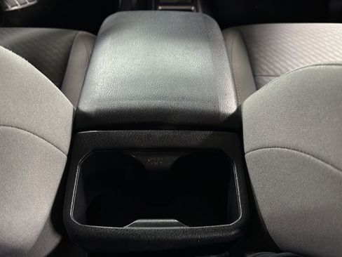 Used 2021 Toyota Tacoma SR5 image 32