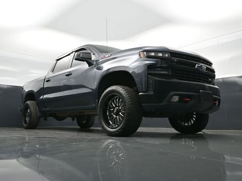 Used 2021 Chevrolet Silverado 1500 LT Trail Boss w/ Convenience Package II AWD/4WD image 48