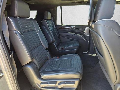 Used 2024 Cadillac Escalade ESV Sport Platinum w/ LPO, ONYX Package image 21