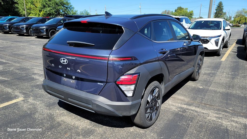 Used 2025 Hyundai Kona SEL AWD/4WD image 6