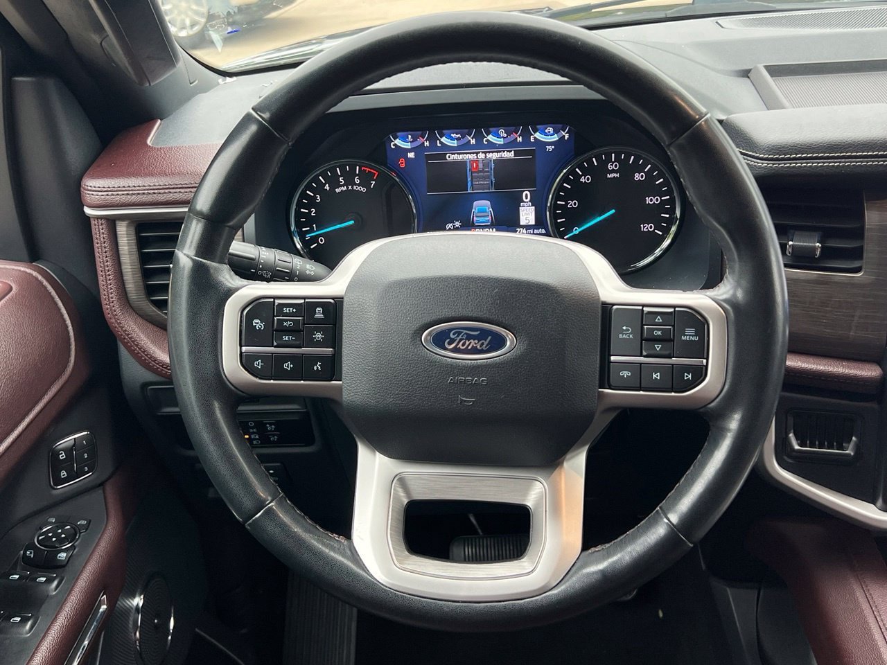 Used 2024 Ford Expedition Limited RWD image 15